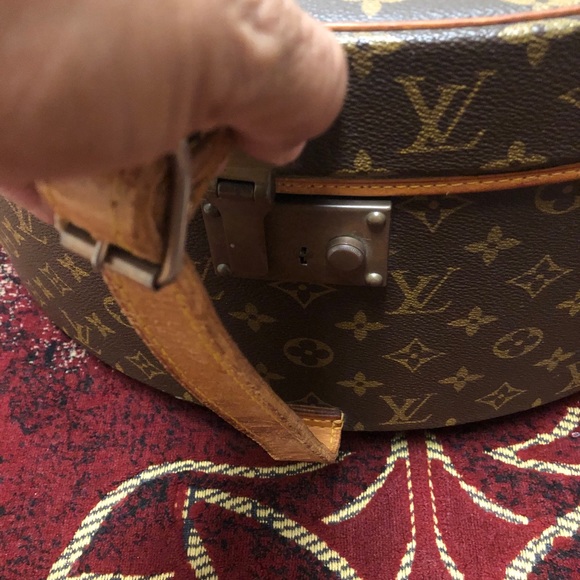 Louis Vuitton hat box Authenti vintage France firm - Picture 10 of 13
